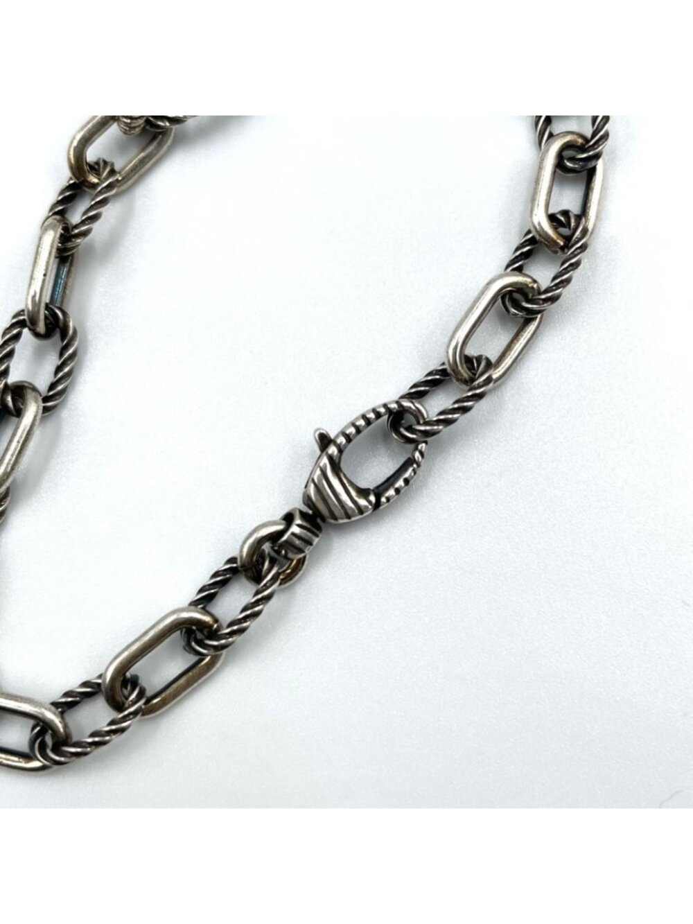 Gucci Interlocking Silver Bracelet - Picture 6 of 8